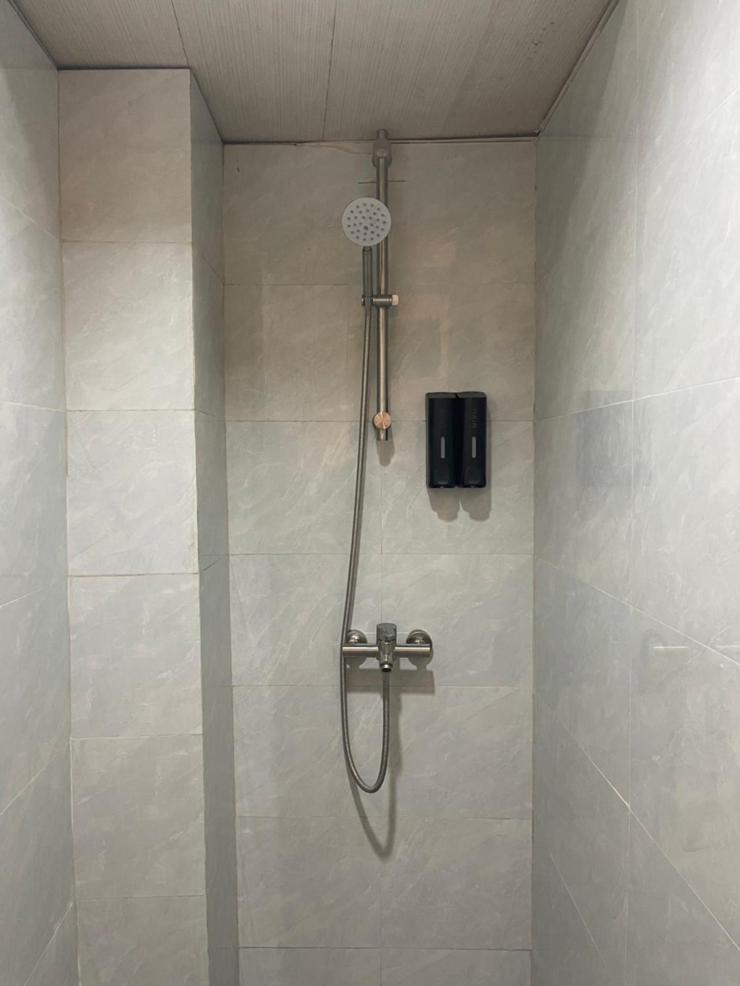 Balai Balai Capsule Hotel Cebu Extérieur photo